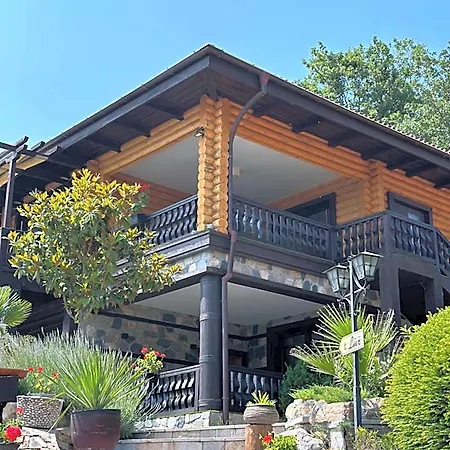 Otel Deluxe House Glavatarski *