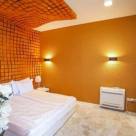 Otel Deluxe House Glavatarski