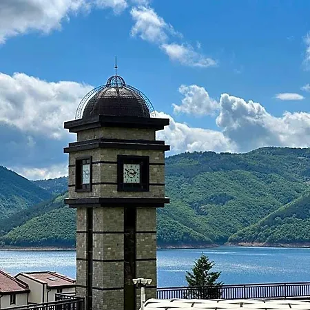 Otel Deluxe House Glavatarski Kŭrdzhali